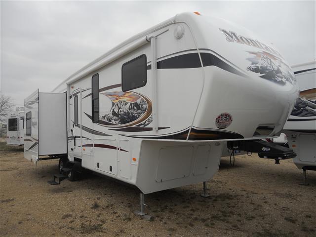 New 2011 Keystone Montana 3100RL Fifth Wheel For Sale